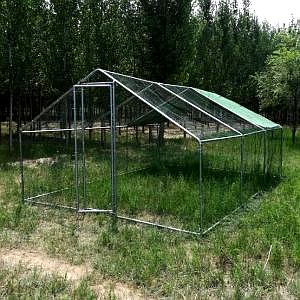 XXL-Auslauf für Hühner – 24 m² Gehege aus verzinktem Stahl mit verstärkter Struktur